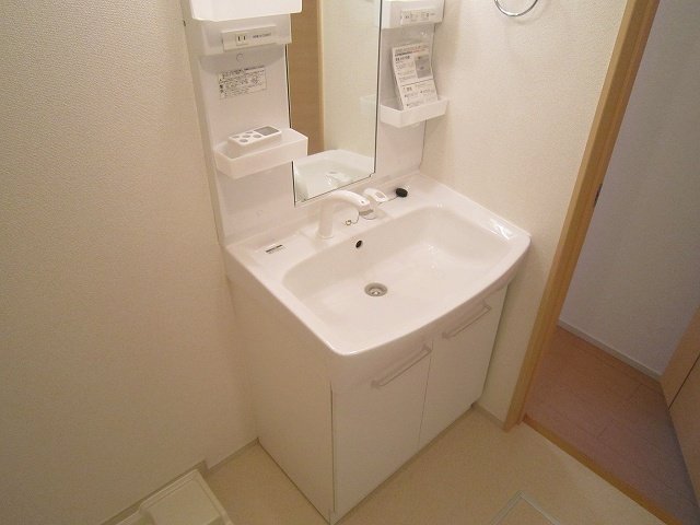 拡大写真:プレミアム 2階201の洗面