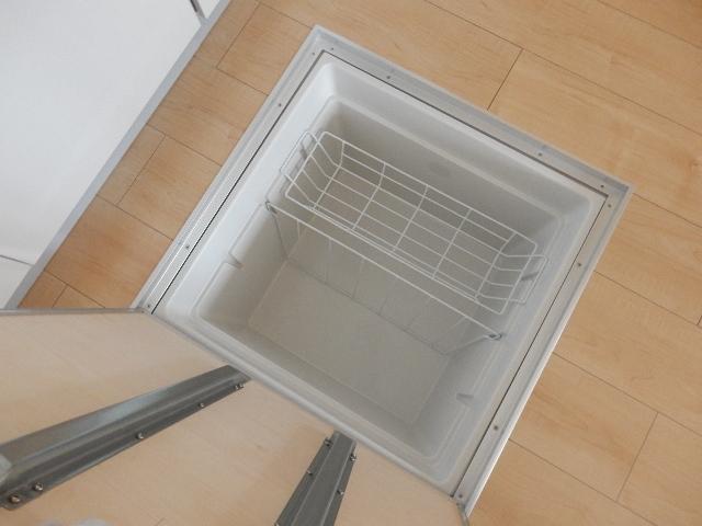 拡大写真:フレッサ 1階101の床下収納