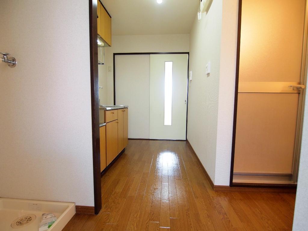 拡大写真:リバーサイドハイツ 2階202の廊下