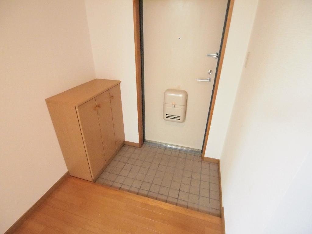 拡大写真:パレスフォルム 3階303の玄関