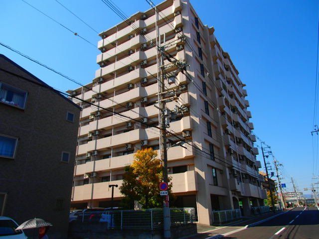 拡大写真：メゾン野田 3階305の外観写真（昼）