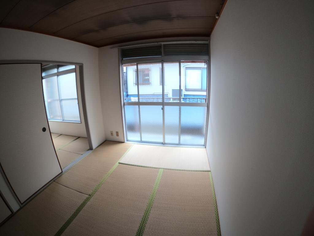 拡大写真：穂積ハイツ 1階201の寝室