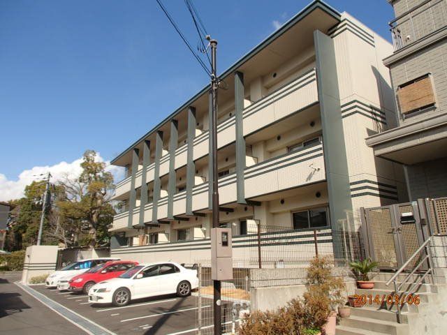 拡大写真：Casa　Verde 2階205の外観写真（昼）