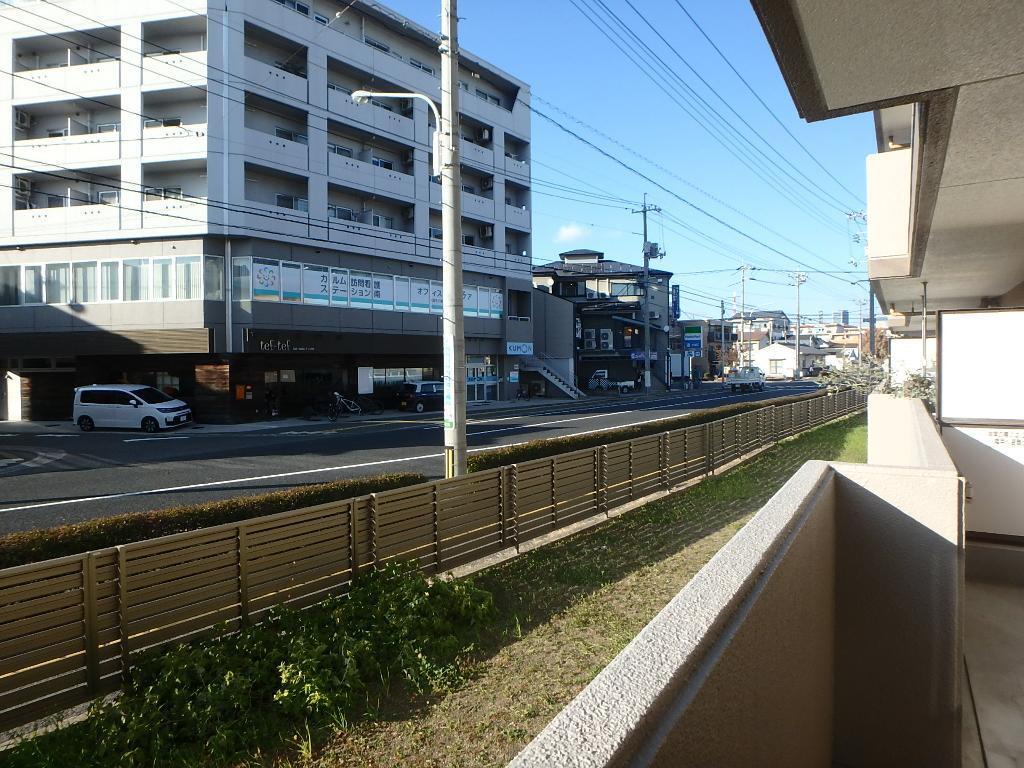 拡大写真：広島市南区旭３丁目 1階1-101のバルコニーからの眺望