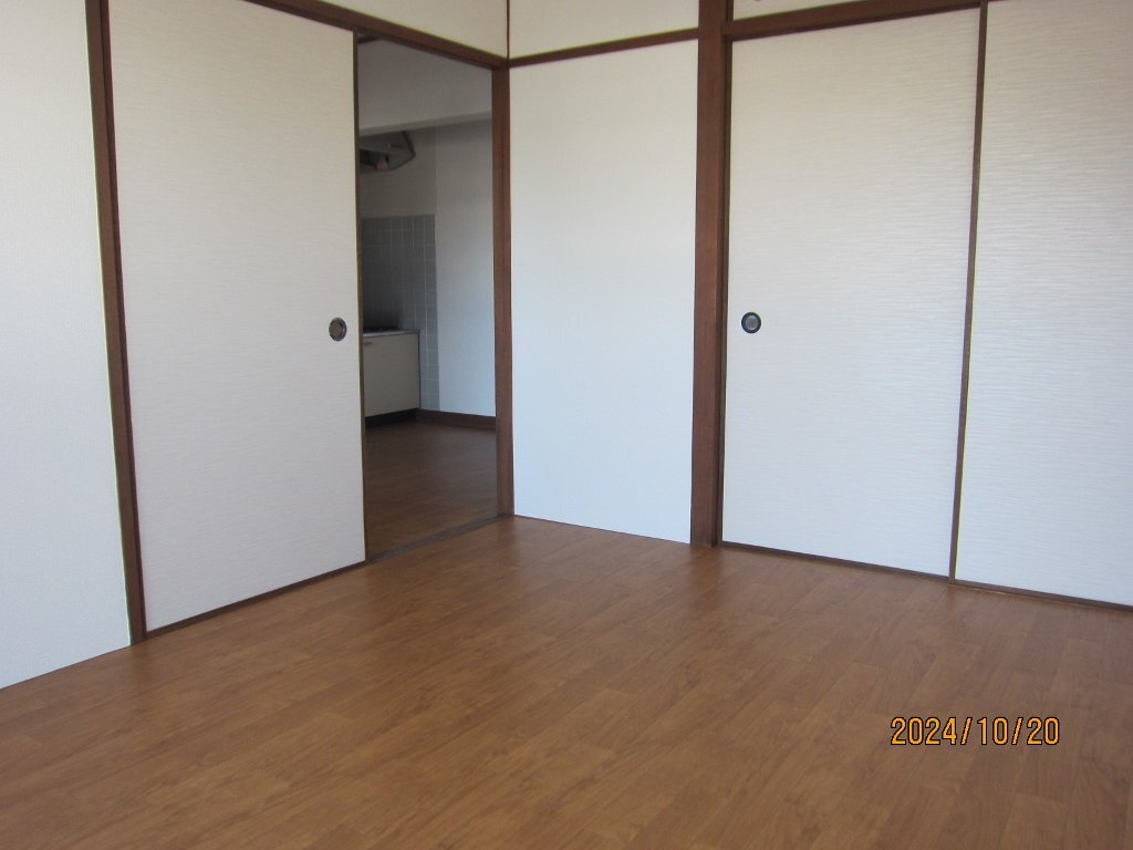 拡大写真：伊賀市上野茅町 3階302の室内