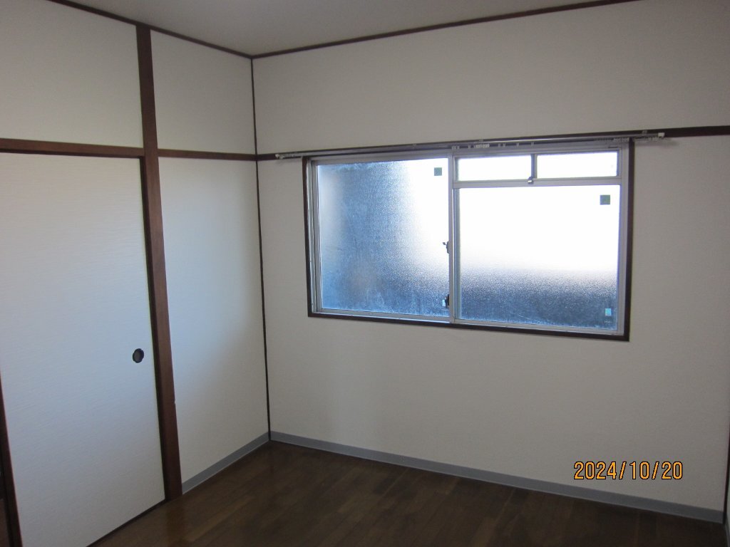拡大写真：伊賀市上野茅町 3階302の室内