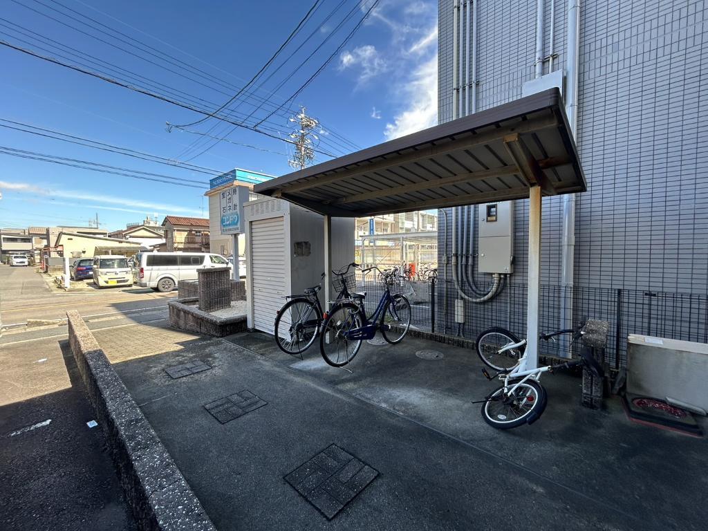 拡大写真:スターブル・ユウ 2階203の自転車置場