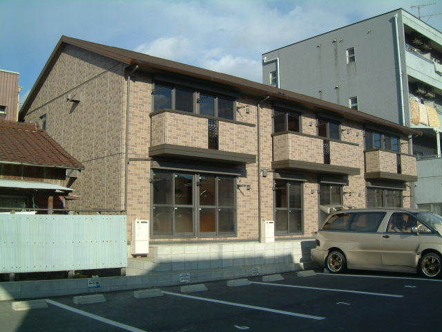 スターブル・ユウの外観