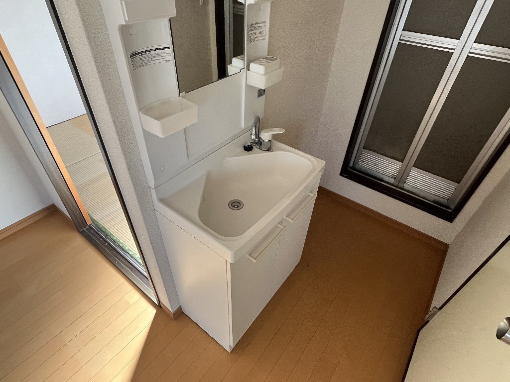 拡大写真:コーポまつお 2階201の洗面