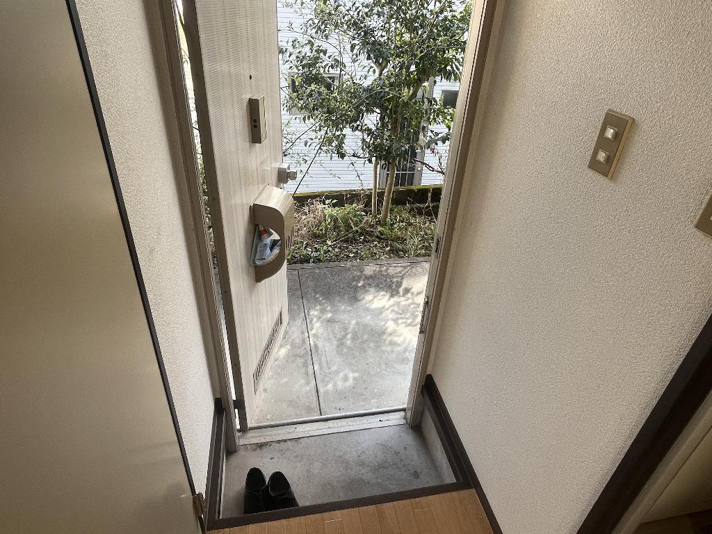 拡大写真:佐世保市吉岡町 1階101の玄関