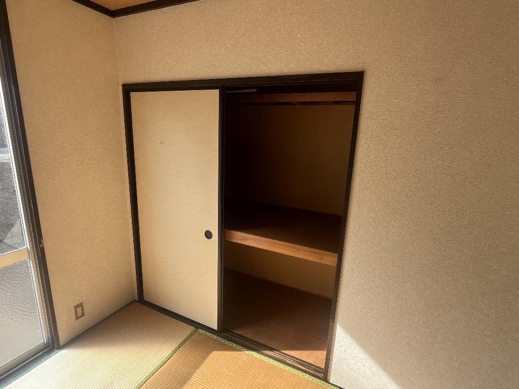 拡大写真:佐世保市吉岡町 1階101の収納