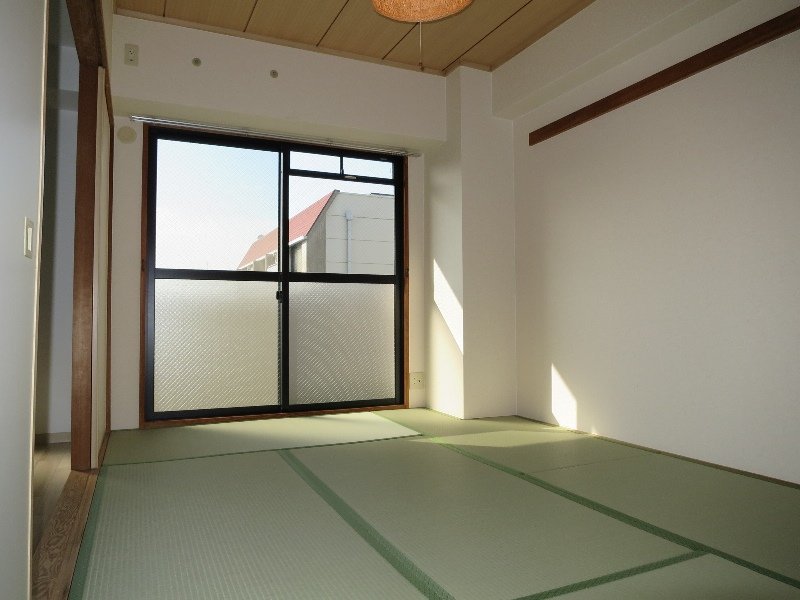 拡大写真：第３阿井マンション 4階403の室内