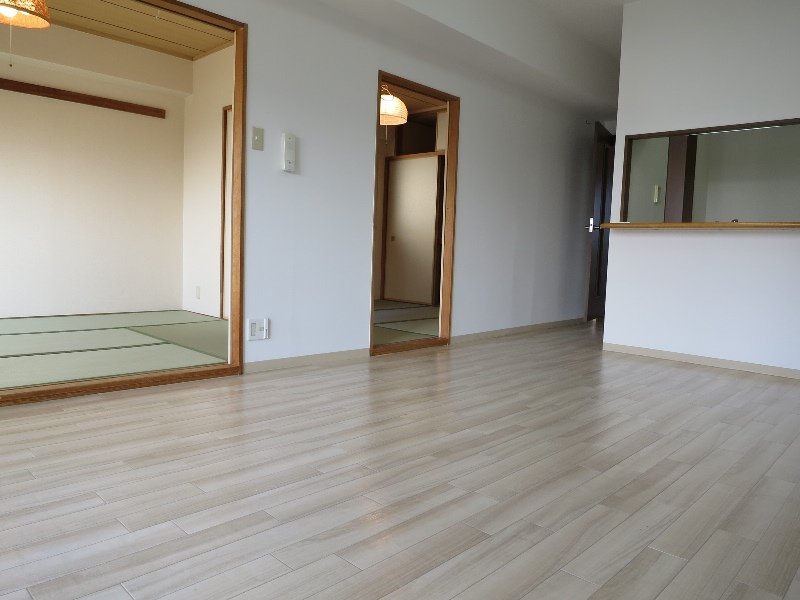 拡大写真：第３阿井マンション 4階403の室内