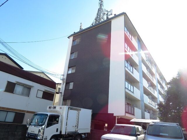 拡大写真：吹東マンション 3階304の外観写真（昼）