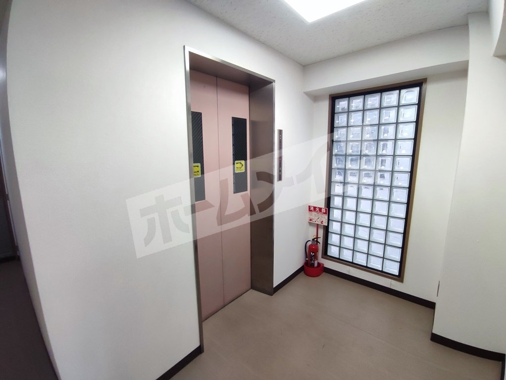 拡大写真:吹田市朝日町 5階501の共有部分