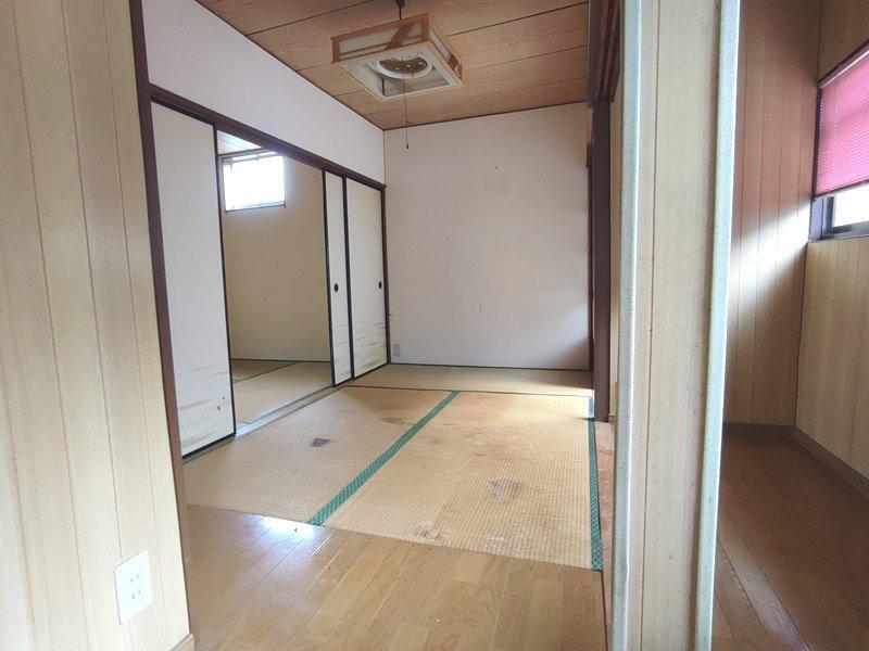 拡大写真:吹田市内本町1丁目 1階1の室内