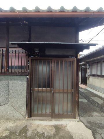 拡大写真:吹田市内本町1丁目 1階1の外観写真(昼)