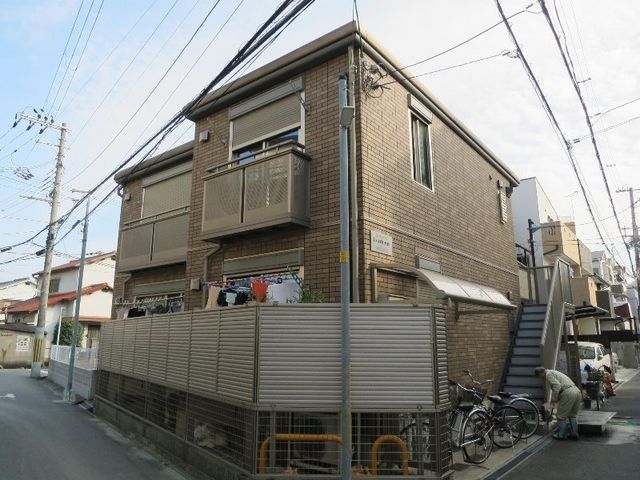 拡大写真：ボヌール 2階202の外観写真（昼）