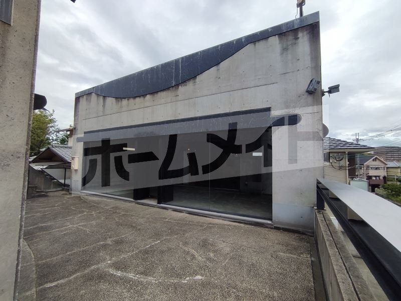 拡大写真:吹田市五月が丘北 2階202の共有部分