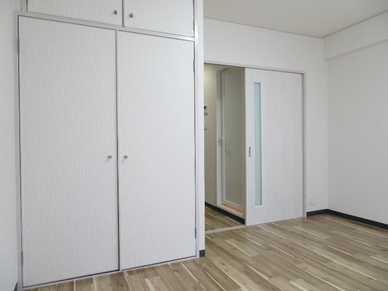 拡大写真：ナンノ第１２号館 3階302の室内