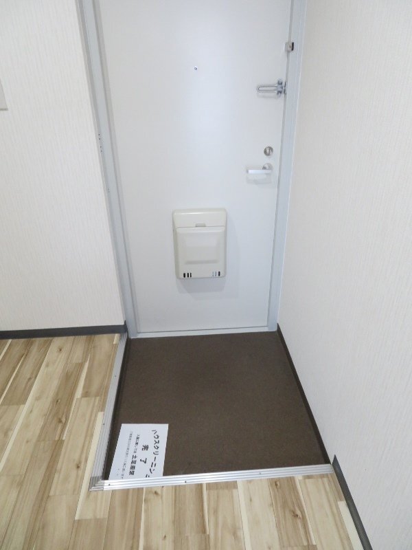 拡大写真：ナンノ第１２号館 3階302の玄関