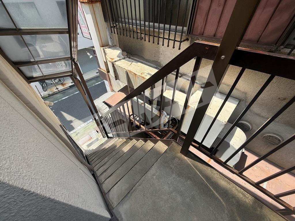 拡大写真：摂津市正雀本町１丁目 2階202の共有部分