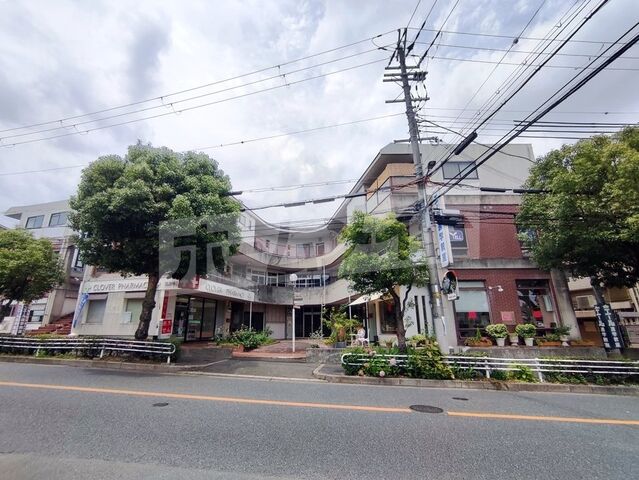 吹田市五月が丘北の外観