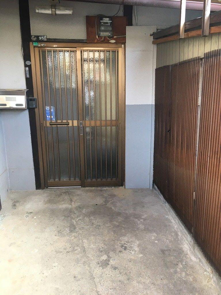 拡大写真：吹田市南高浜町 1階1の玄関
