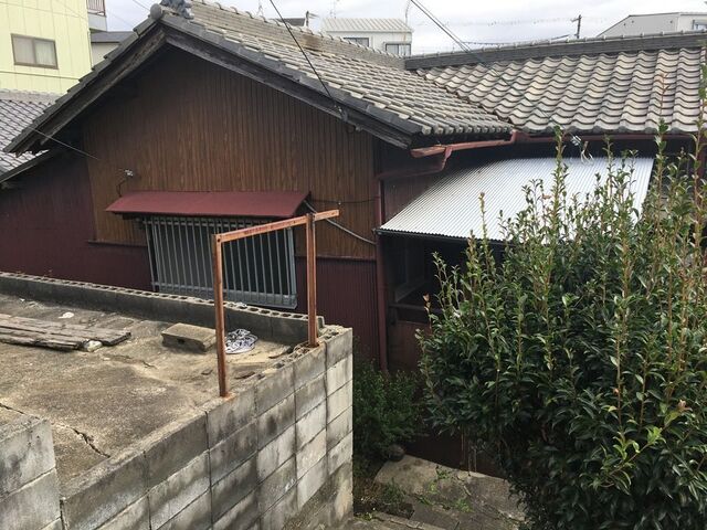 拡大写真：吹田市南高浜町 1階1の外観写真（昼）