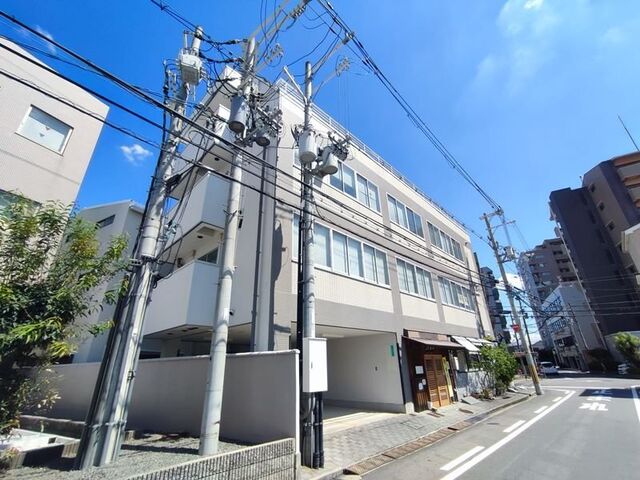 拡大写真:吹田市南金田2丁目 2階202の外観写真(昼)