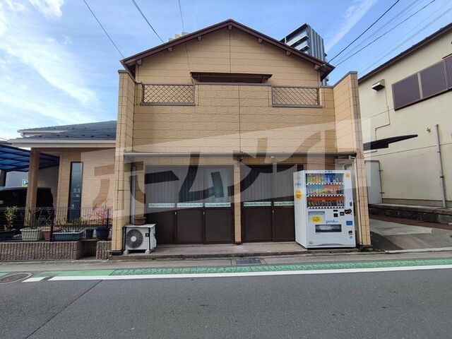 拡大写真：摂津市千里丘１丁目 2Fの外観写真（昼）