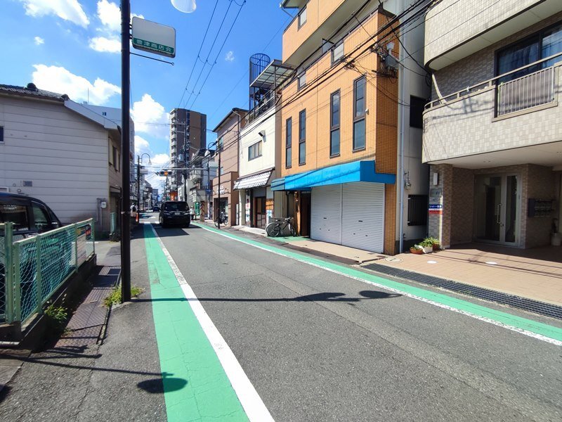 拡大写真:吹田市垂水町1丁目 2階201の前面道路
