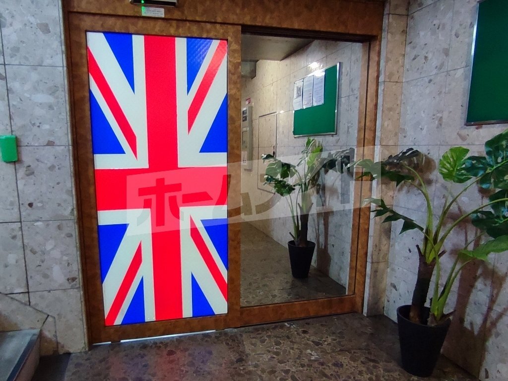 拡大写真:吹田市垂水町1丁目 3階302のエントランス