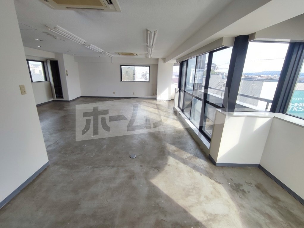 拡大写真:摂津市千里丘東1丁目 3階301の室内