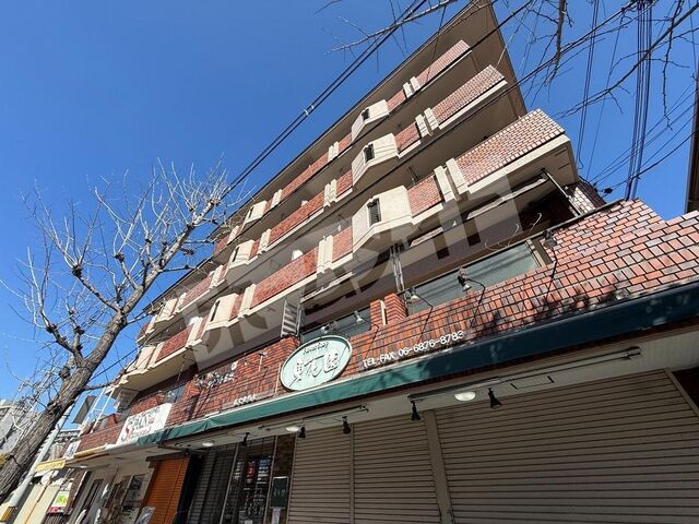 拡大写真：吹田市山田西１丁目 2階205の外観写真（昼）