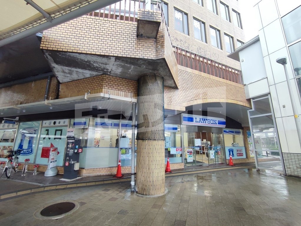 拡大写真:さんくす3番館105 1階105のローソン