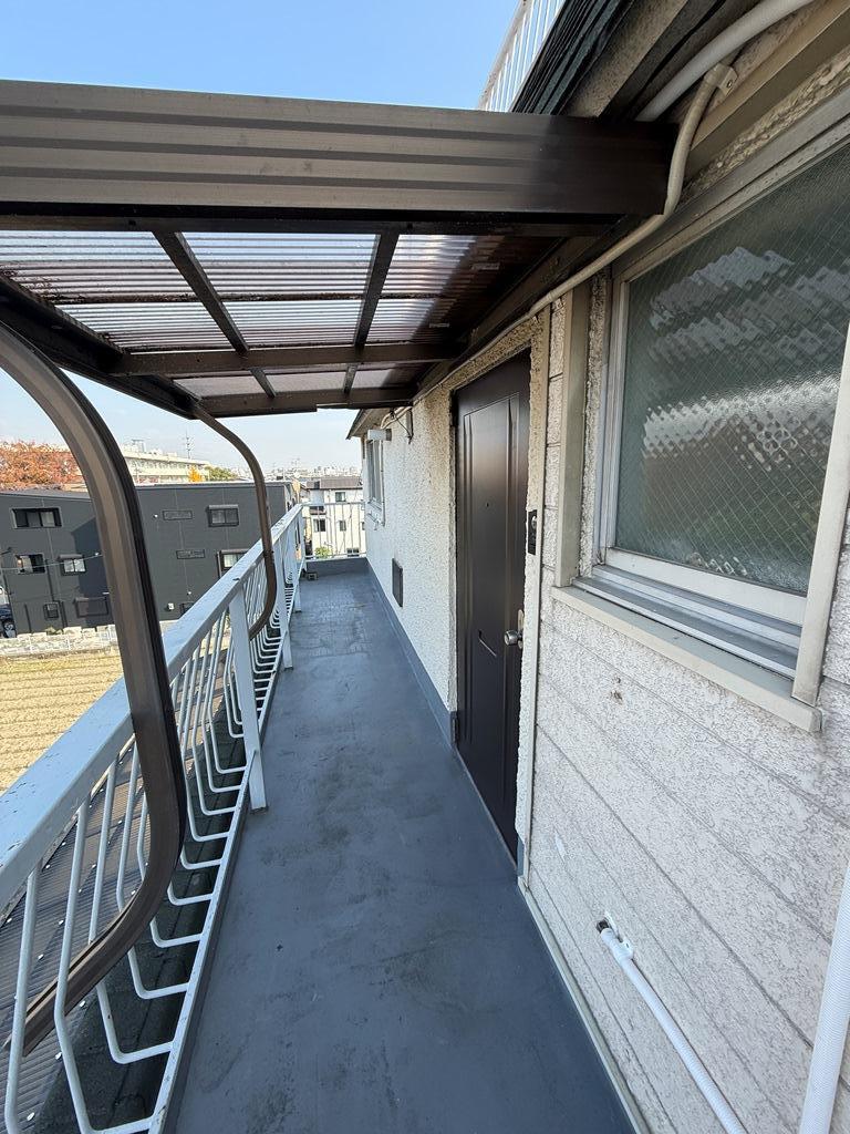 拡大写真：吹田市南清和園町 4階402の廊下