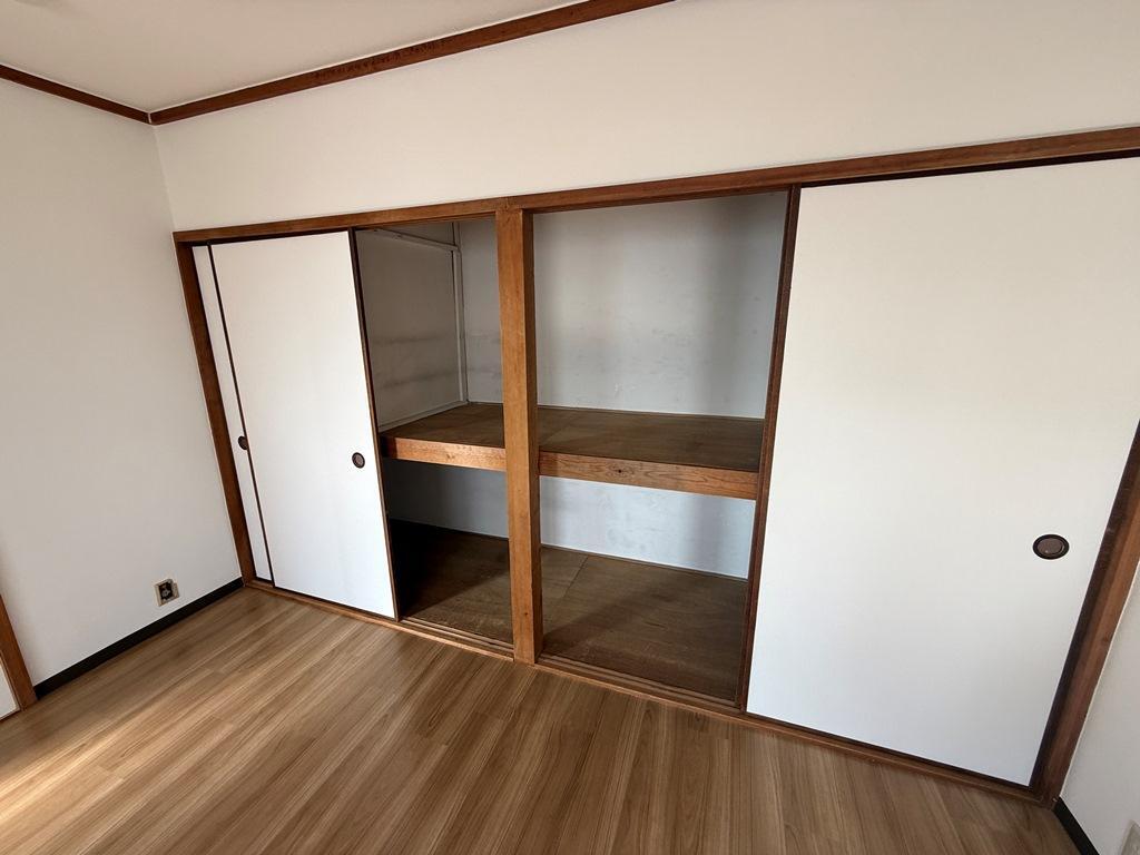 拡大写真：吹田市南清和園町 4階402の収納
