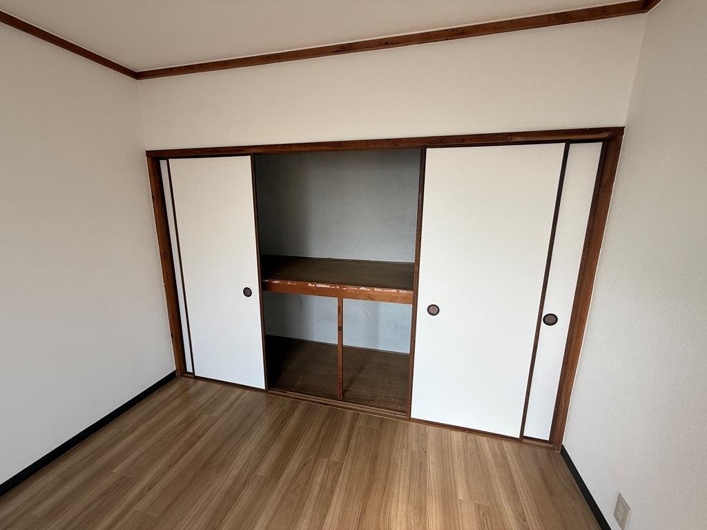 拡大写真：吹田市南清和園町 4階402の収納