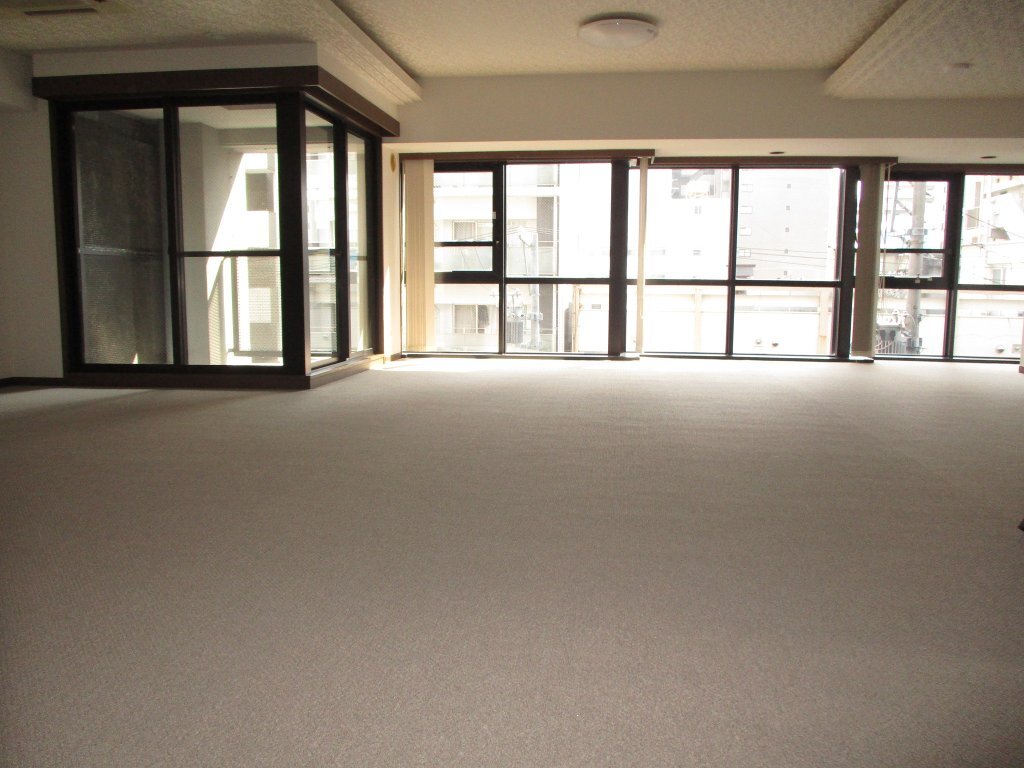 拡大写真：バードヒル伏見 4階401の洋室