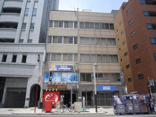拡大写真:日進ビル 3階303の外観写真(昼)