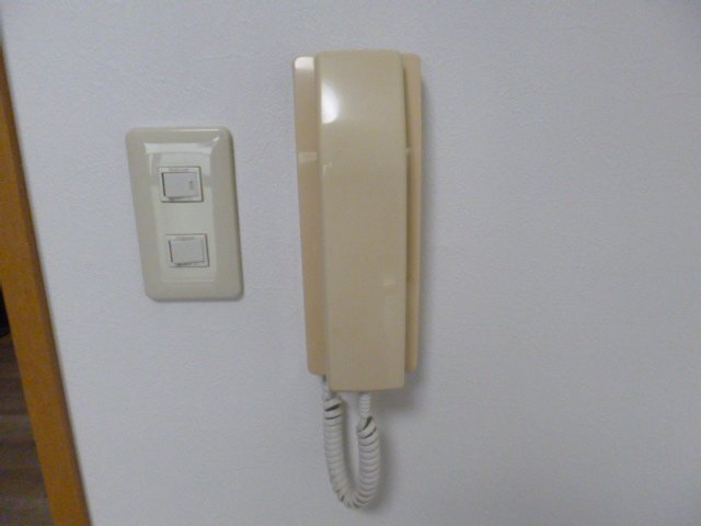 拡大写真：泉２０００ 4階402のセキュリティ