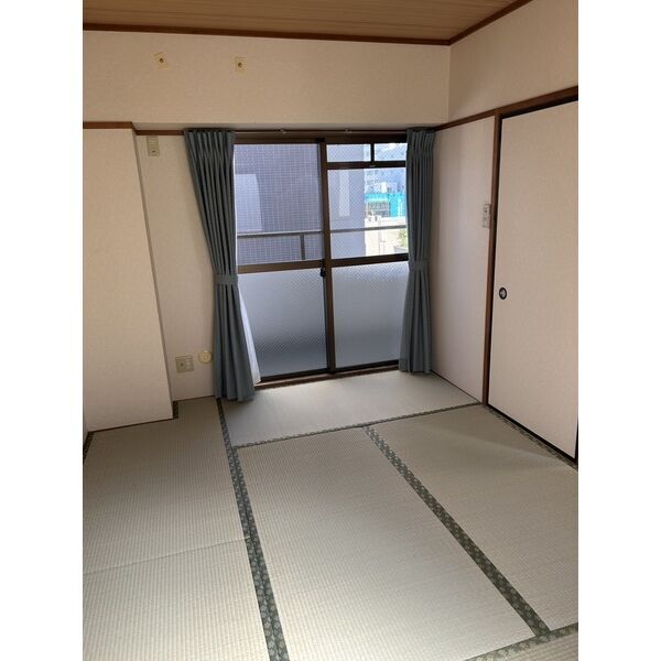 拡大写真:長井マンション 4階403の室内