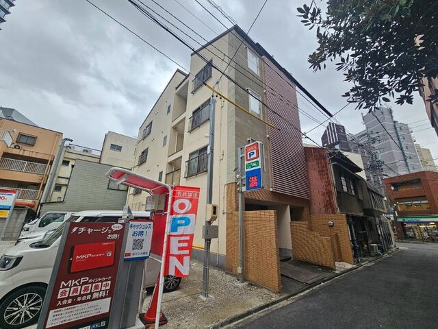 拡大写真:e池下 4階401の外観写真(昼)