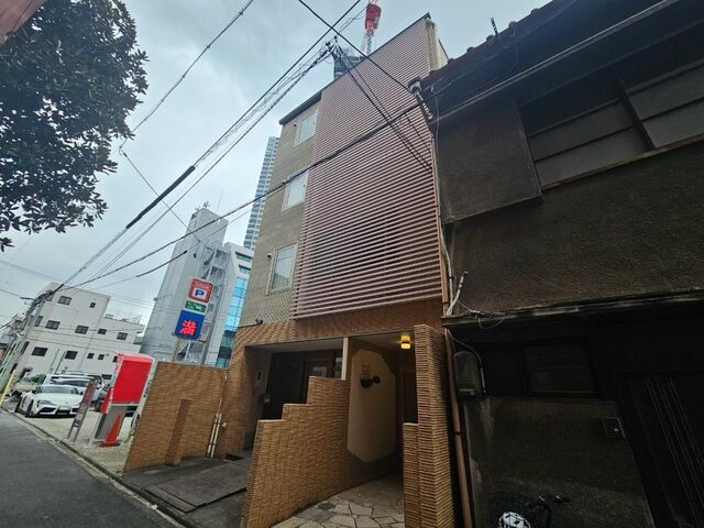 拡大写真:e池下 4階401の外観写真(昼)
