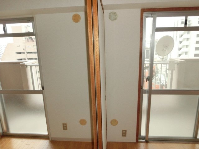 拡大写真：リアライズ栄 5階503の室内設備