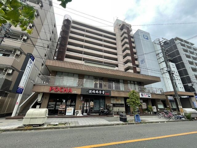 拡大写真:リアライズ栄 5階503の外観写真(昼)