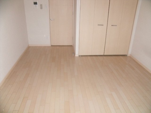 拡大写真:フロンティアタワー名駅南 3階310の洋室