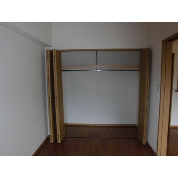 拡大写真:FS.幅下 6階608の収納