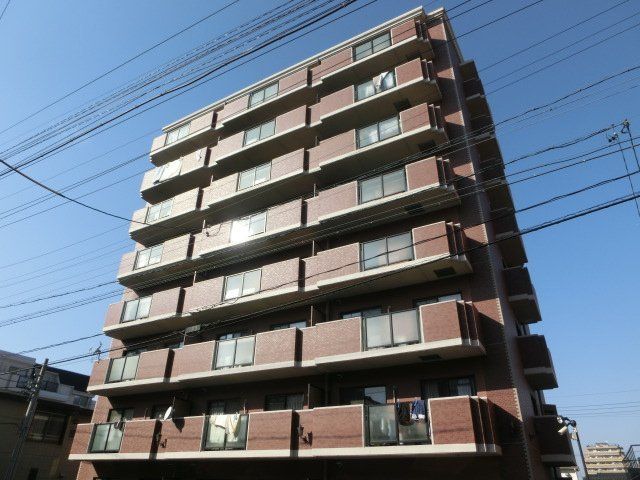拡大写真：ファーニス白壁 7階7Cの外観写真（昼）